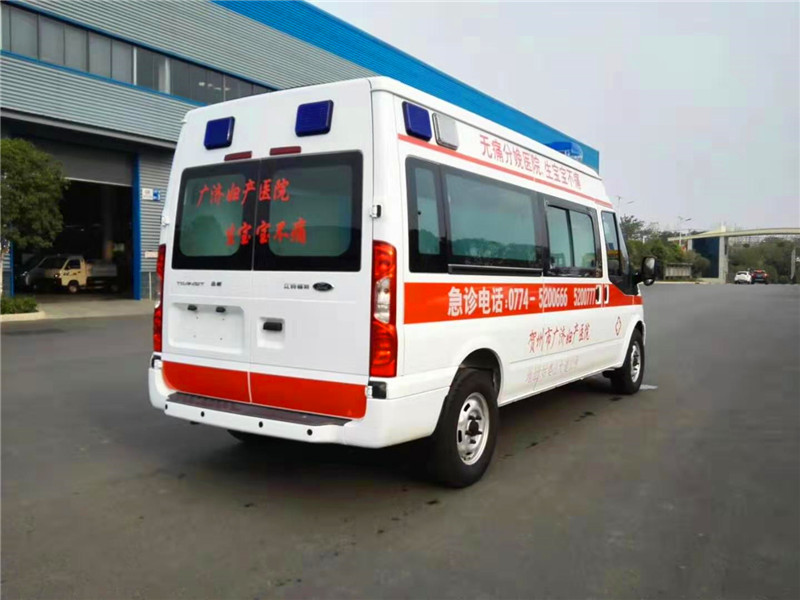 福特新世代V348長(zhǎng)軸高頂運(yùn)輸型救護(hù)車(chē)