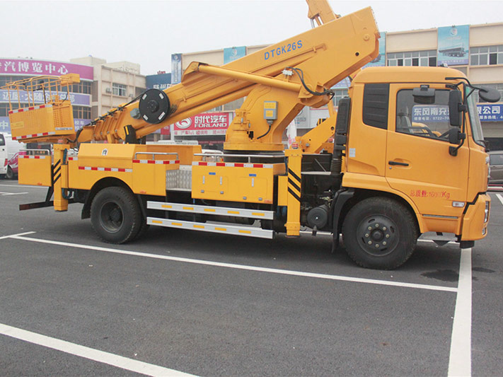 東風(fēng)天錦26米高空作業(yè)車