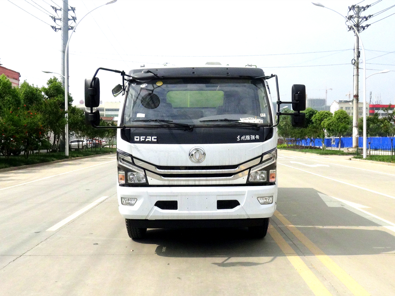 東風(fēng)大多利卡掃路車國VI