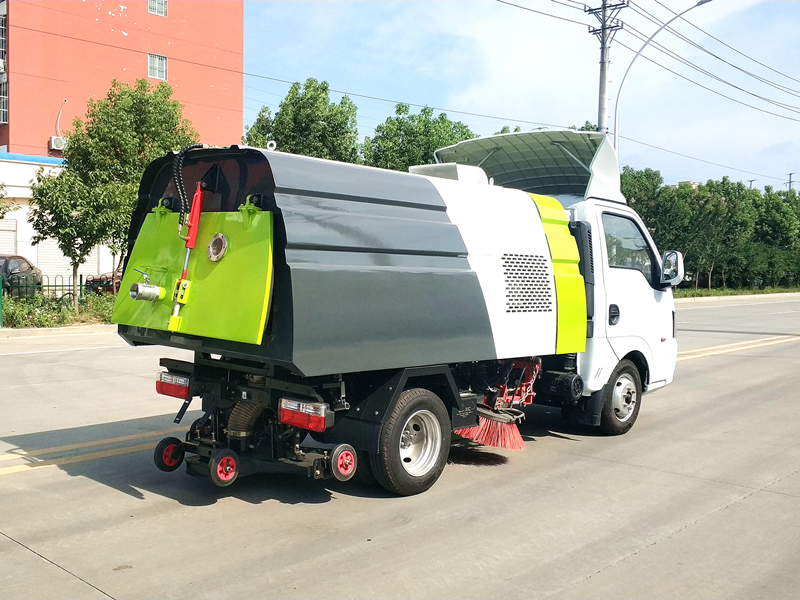 東風(fēng)途逸掃路車國VI藍牌柴油機