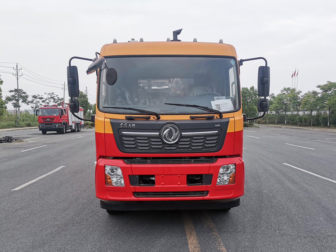 東風(fēng)天龍后雙橋23方清洗吸污車